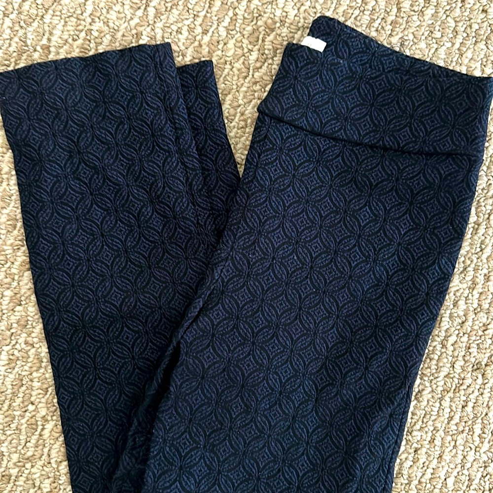 Stretch printed pull on pants